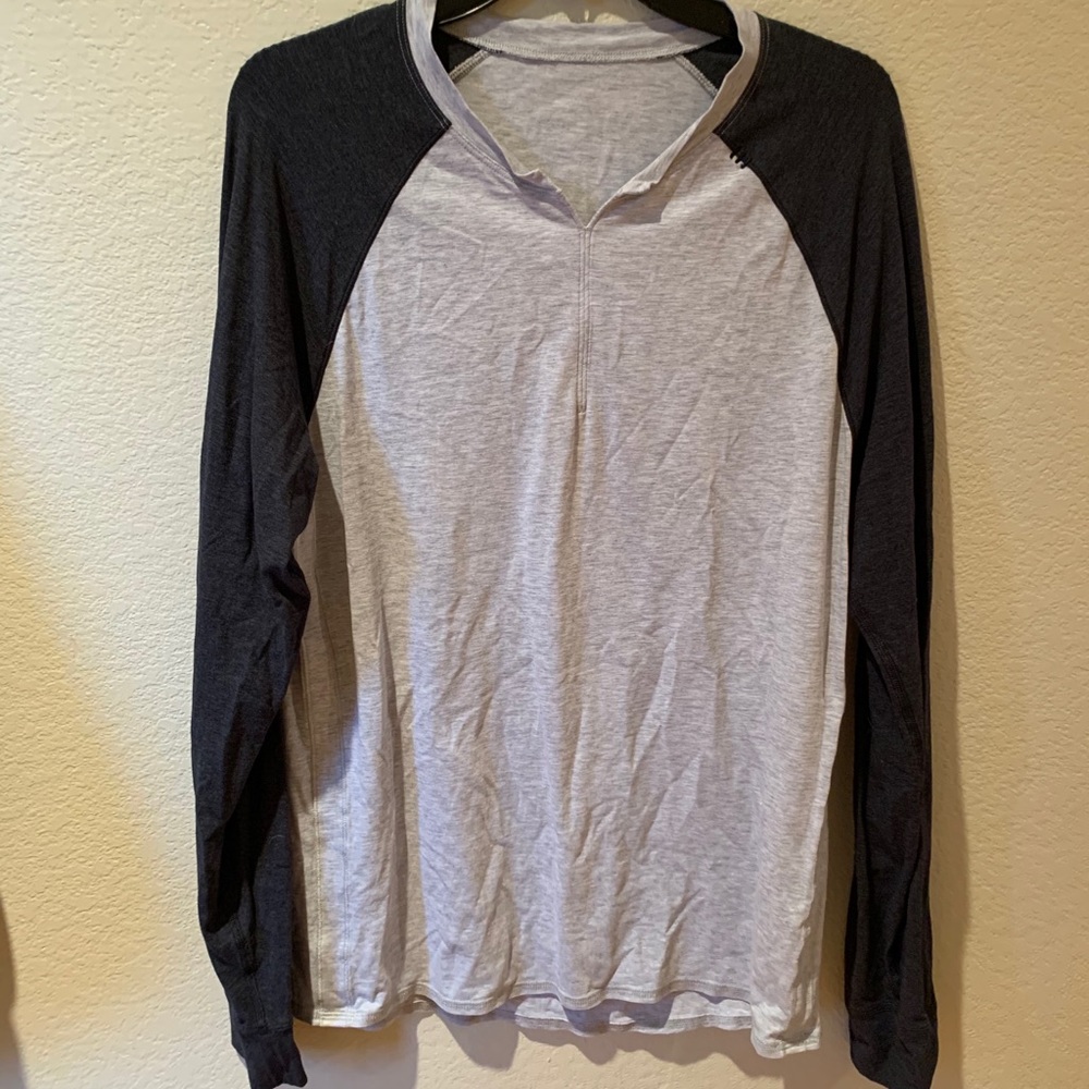 Men’s lululemon long sleeve